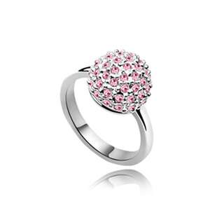 Кольцо с россыпью нежно-розовых кристаллов